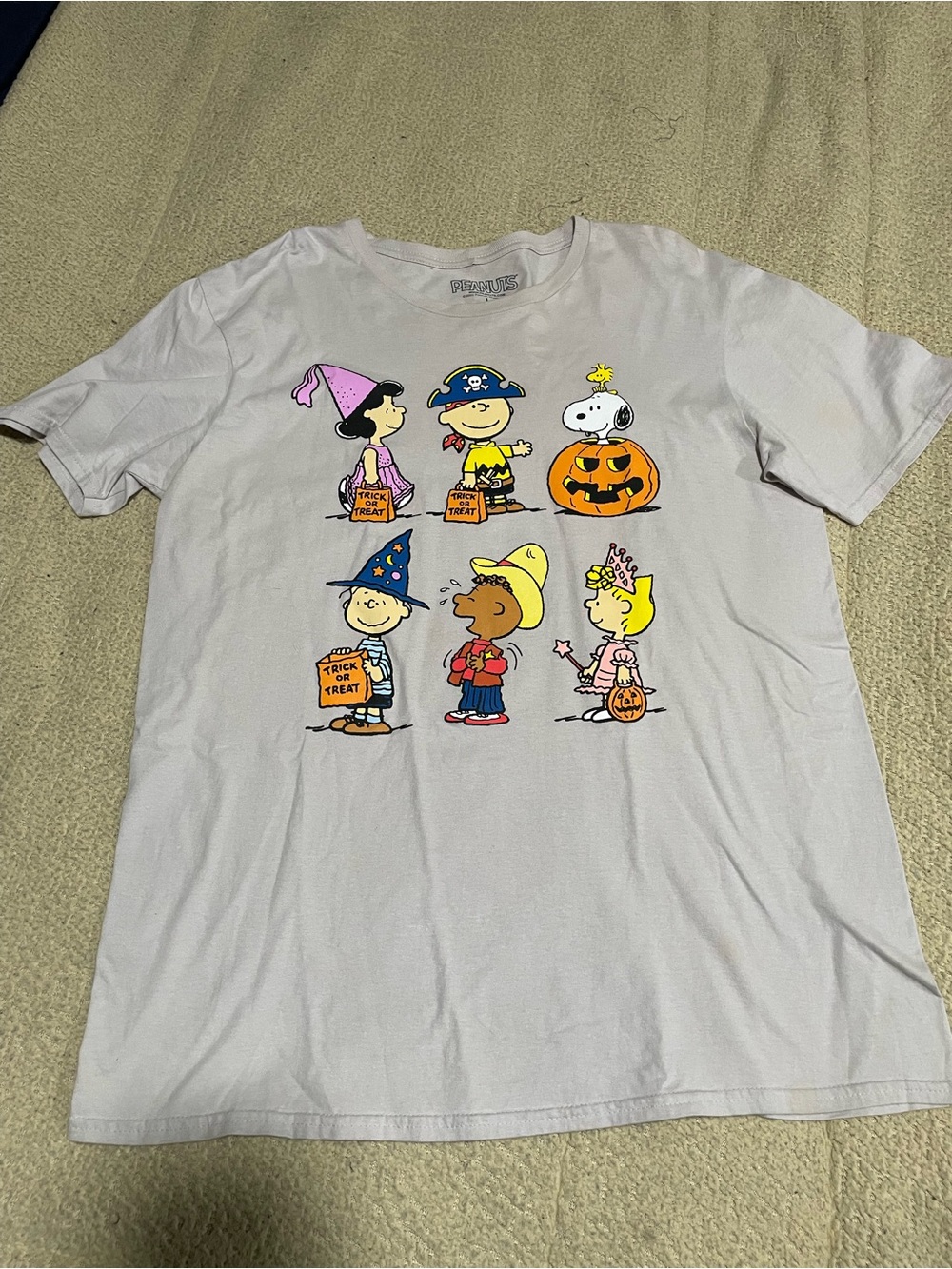 Peanuts White Halloween Character Tee - Multicolor Print